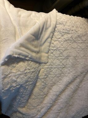 Plush White Throw Blanket Soft Plush 54x59